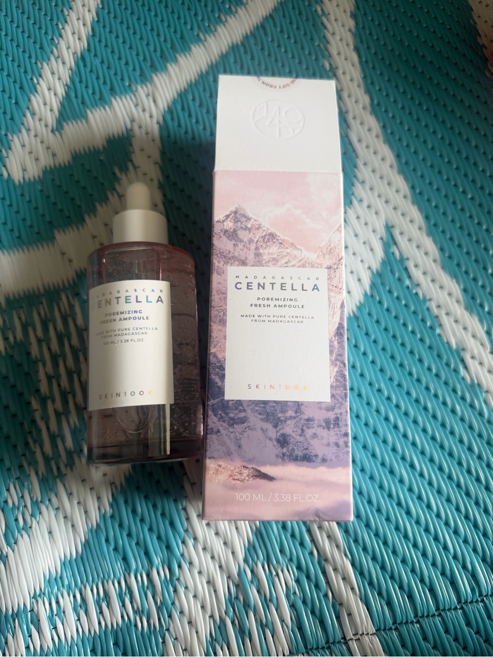 Madagascar Centella Poreminizing Fresh Ampoule - Pink